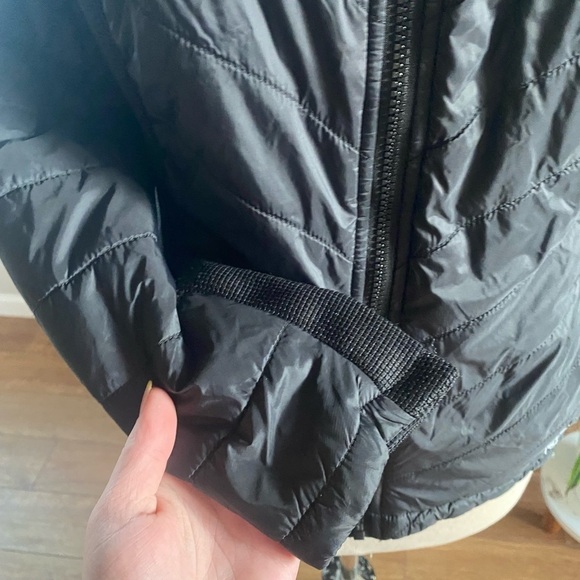 Spyder thermaweb quilted puffer hooded jacket black size small - Picture 10 of 10